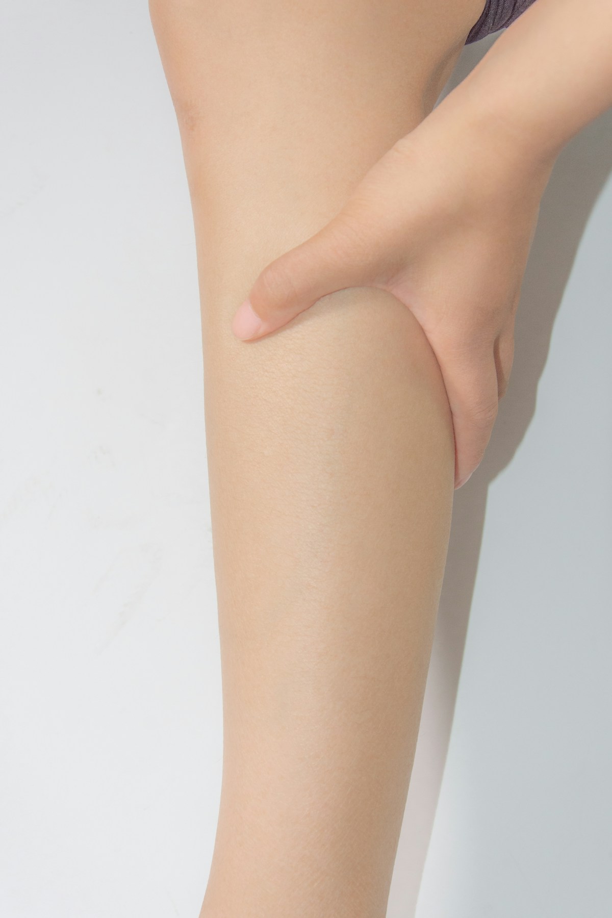 Full Legs & Underarm Wax by Rachna Shana