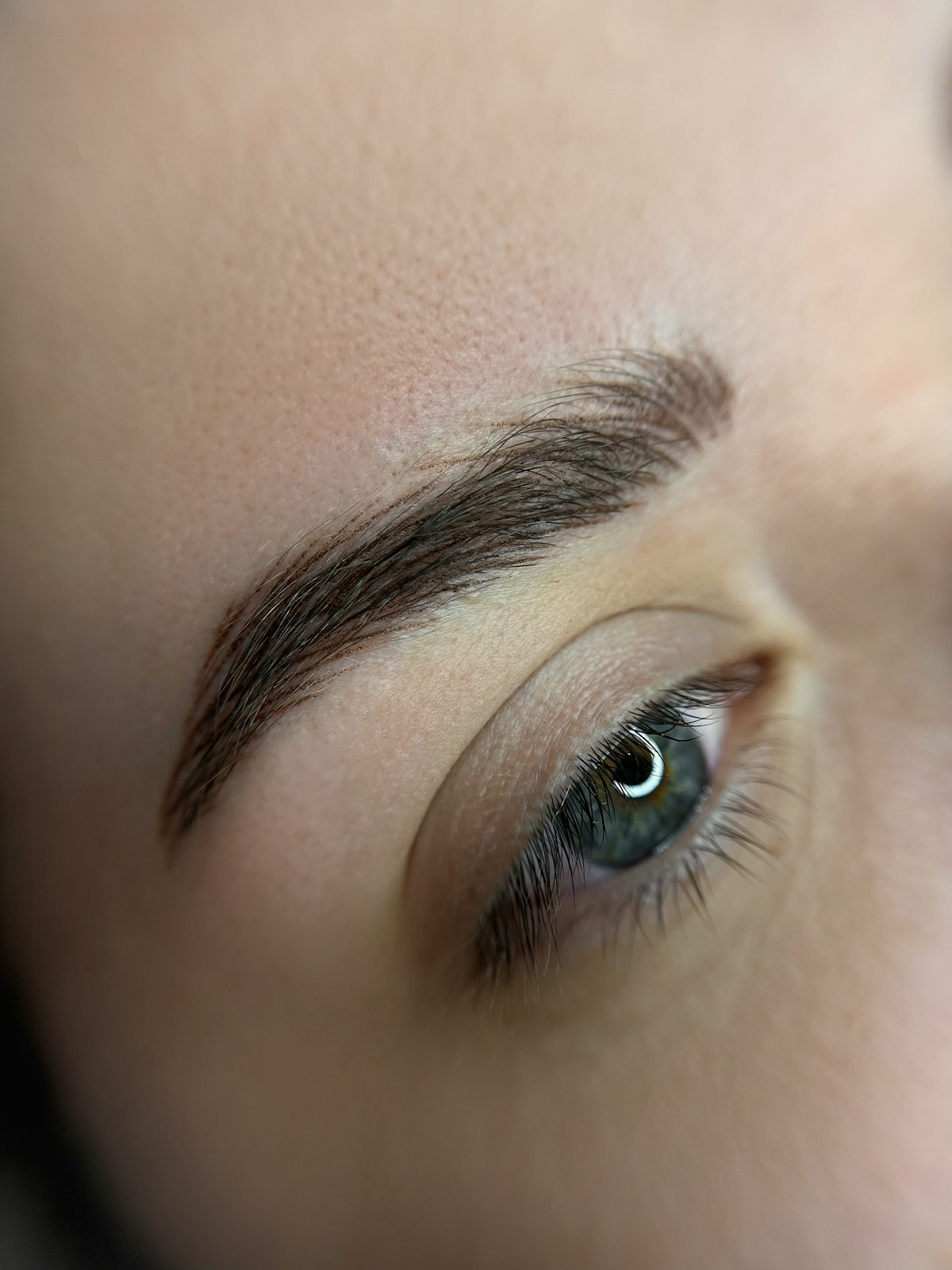 Powder Ombré Brows by Yone Kimura