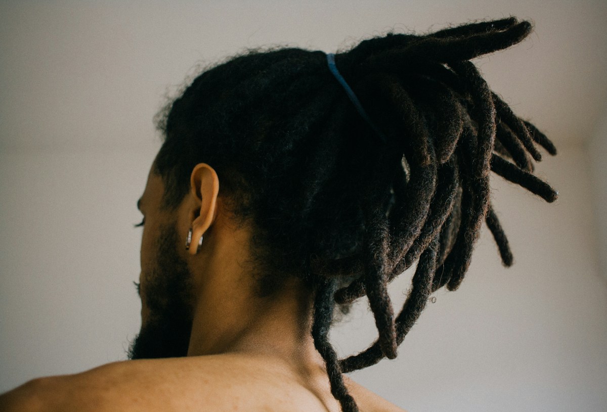 Loc Retwist & Style by Ara Mytrice